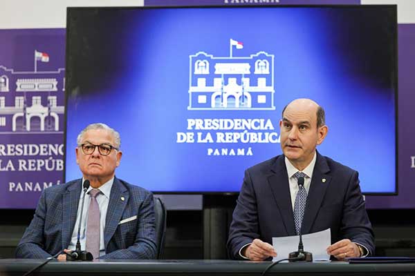 MEF anuncia procesos para asignar fondos a municipios y CGR iniciará auditorías