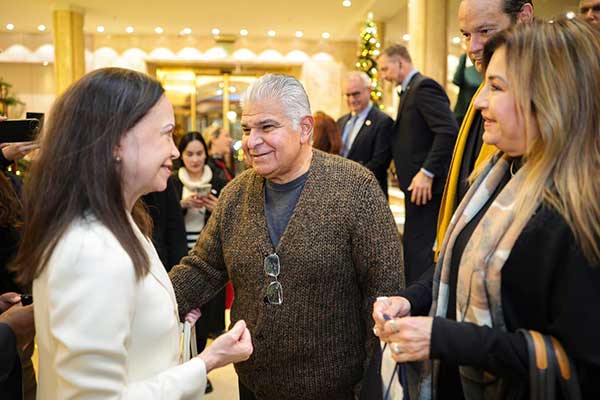María Corina Machado sostiene encuentro con el Presidente de Panamá y le agradeció por su apoyo “extraordinario”