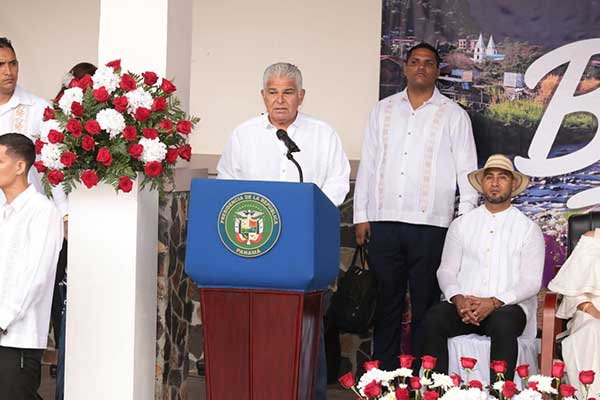 Mulino resalta en Boquete logros internacionales y el rescate económico del país