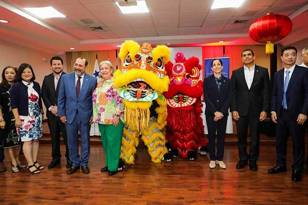 Consejo Nacional de la Etnia China dará la bienvenida al Año Nuevo Chino con energía del Caballo de Fuego