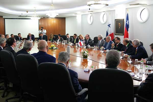 Empresarios panameños se reúnen con presidente electo de Chile, José Antonio Kast