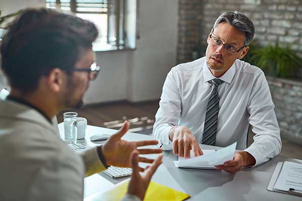 Estudio: 49% de los talentos en Panamá tiene una percepción negativa de su jefe