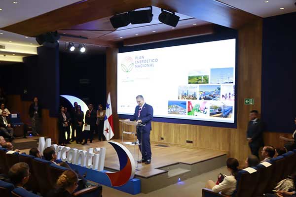 Panamá inicia proceso participativo para elaboración del Plan Energético Nacional 2026–2040