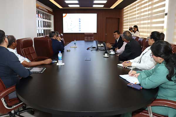 Coordinan servidumbres y ordenamiento territorial para el proyecto del Teleférico Panamá – San Miguelito
