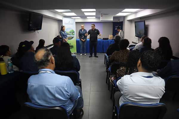 MOP y MiAmbiente fortalecen coordinación para mejorar fiscalización ambiental y gestión de información