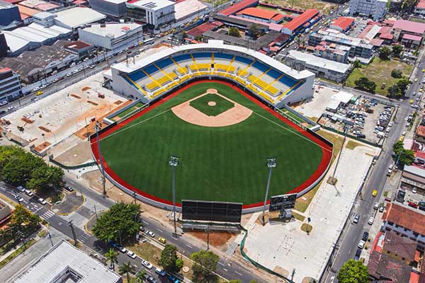 Mulino cumple promesa y entrega a colonenses nuevo estadio de béisbol Roberto Mariano Bula