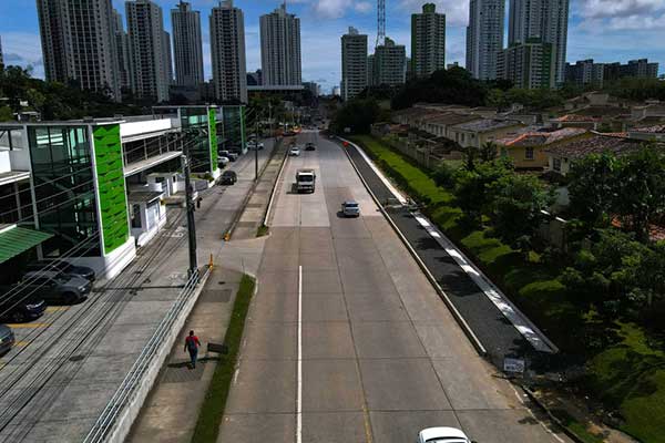 83 % de avance registra trabajos de ampliación de la vía Condado del Rey