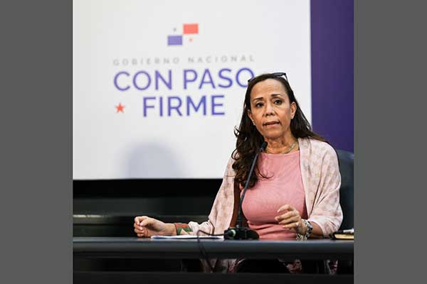 Leve incremento en planilla estatal garantiza servicios de educación, salud y seguridad, afirma viceministra Luque