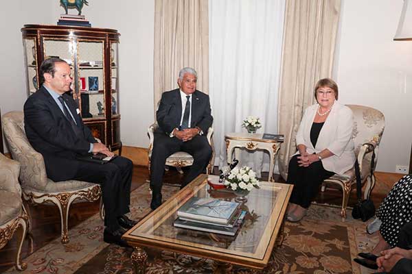 Presidente Mulino recibe a la aspirante a la Secretaría de la ONU Michelle Bachelet