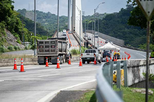 Inician reparación de juntas de dilatación en el puente Centenario