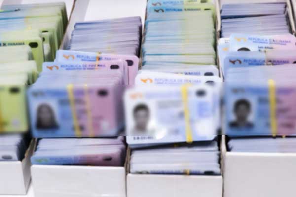 Más de 2.5 millones de panameños ya cuentan con el nuevo diseño de cédula