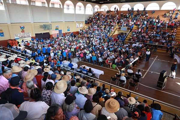 Más de 900 nuevos beneficiarios de los PTMC reciben Tarjeta Clave Social en Veraguas