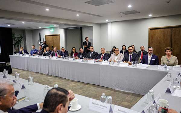 Mulino promueve potencial de Panamá ante grandes inversionistas y empresas mexicanas