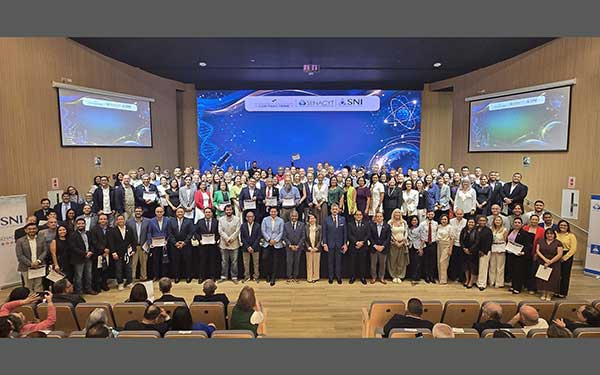 Dedicación y aportes de investigadores científicos de Panamá son reconocidos por el SNI de la Senacyt