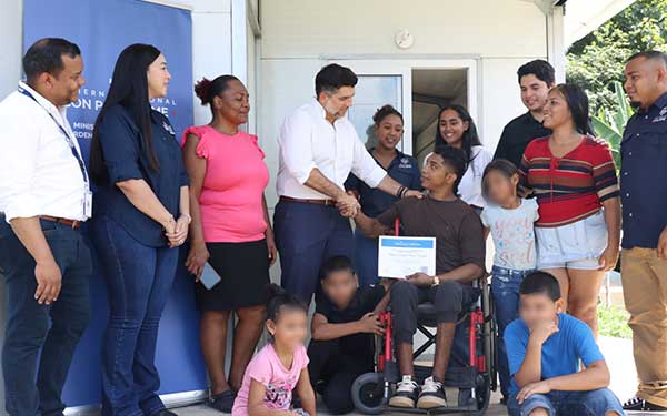 Miviot entrega vivienda nueva a familia en Chilibre