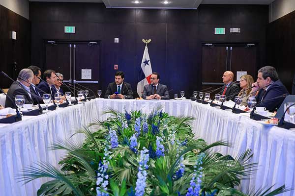 MICI instala Mesa de Alto Nivel Propanama-Sector Privado para fortalecer promoción internacional de Panamá