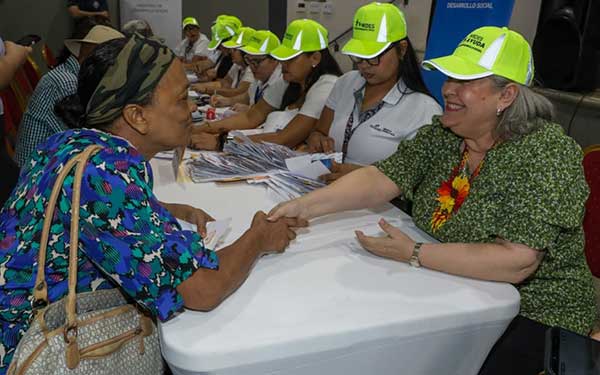 Mides entrega más de 3,800 tarjetas clave social a nuevos beneficiarios de los programas sociales
