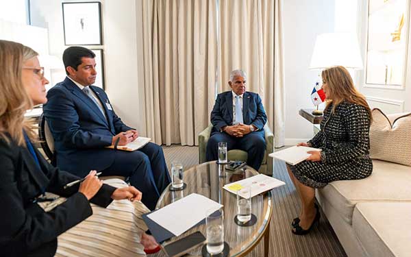 Mulino se reúne con directora del Foro Económico Mundial y confirman encuentro en Panamá con líderes globales del sector energético y logístico