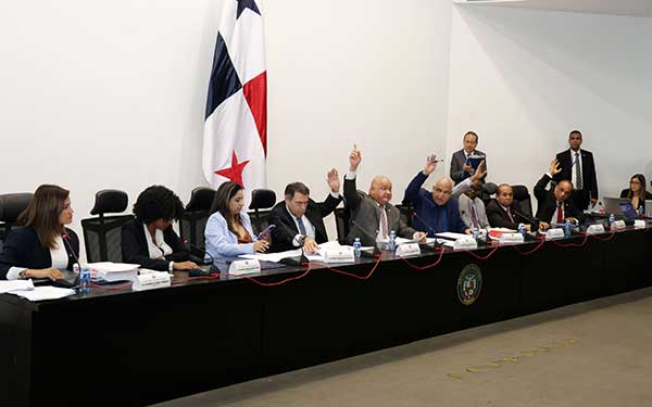 Reformas electorales pasan a segundo debate