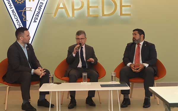 Reservorios, pozos y protección de cuencas: medidas ante El Niño expuestas por autoridades en APEDE