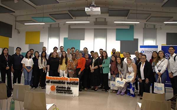 Senacyt lleva estrategias de marketing moderno a emprendedores panameños
