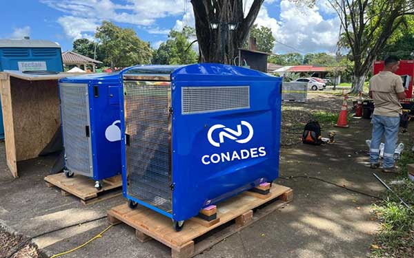 CONADES apuesta por tecnología sostenible para garantizar agua potable y reducir uso de plásticos en hospitales