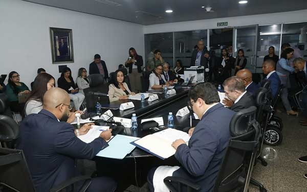 Comisión de Economía y Finanzas aprueba en primer debate adenda con la Fundación Ciudad del Saber