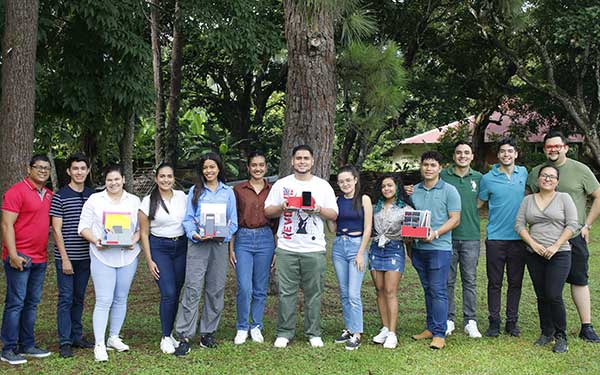 Estudiantes de la UTP se capacitan en planificación de proyectos sostenibles mediante experiencia educativa innovadora