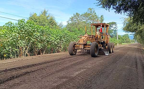 Inicia rehabilitación de la carretera Tonosí–Cambutal para impulsar el empleo y la economía de Azuero