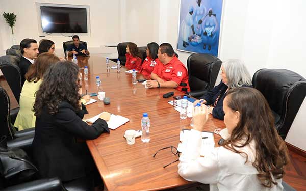 Ministros de Estado coordinan ayuda para damnificados del sismo con la Cruz Roja y el Programa Mundial de Alimentos