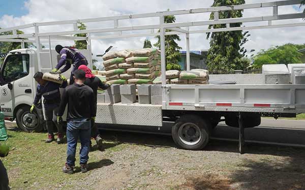 Miviot traslada materiales a San Félix para reconstrucción de viviendas en Chiriquí tras sismo