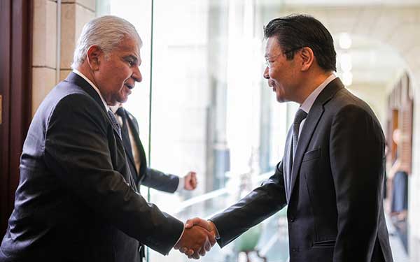 Singapur anuncia su adhesión al tratado de neutralidad del Canal e interés de una alianza logística con Panamá